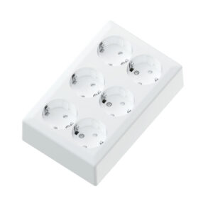 Euro Classic pro 6 way socket white 16A+Earth for surface mounting