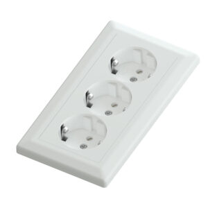 Euro Classic pro triple socket white 16A+Earth for box mounting